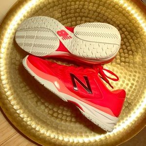 New price✨ women’s 896v1 Tennis shoes b width